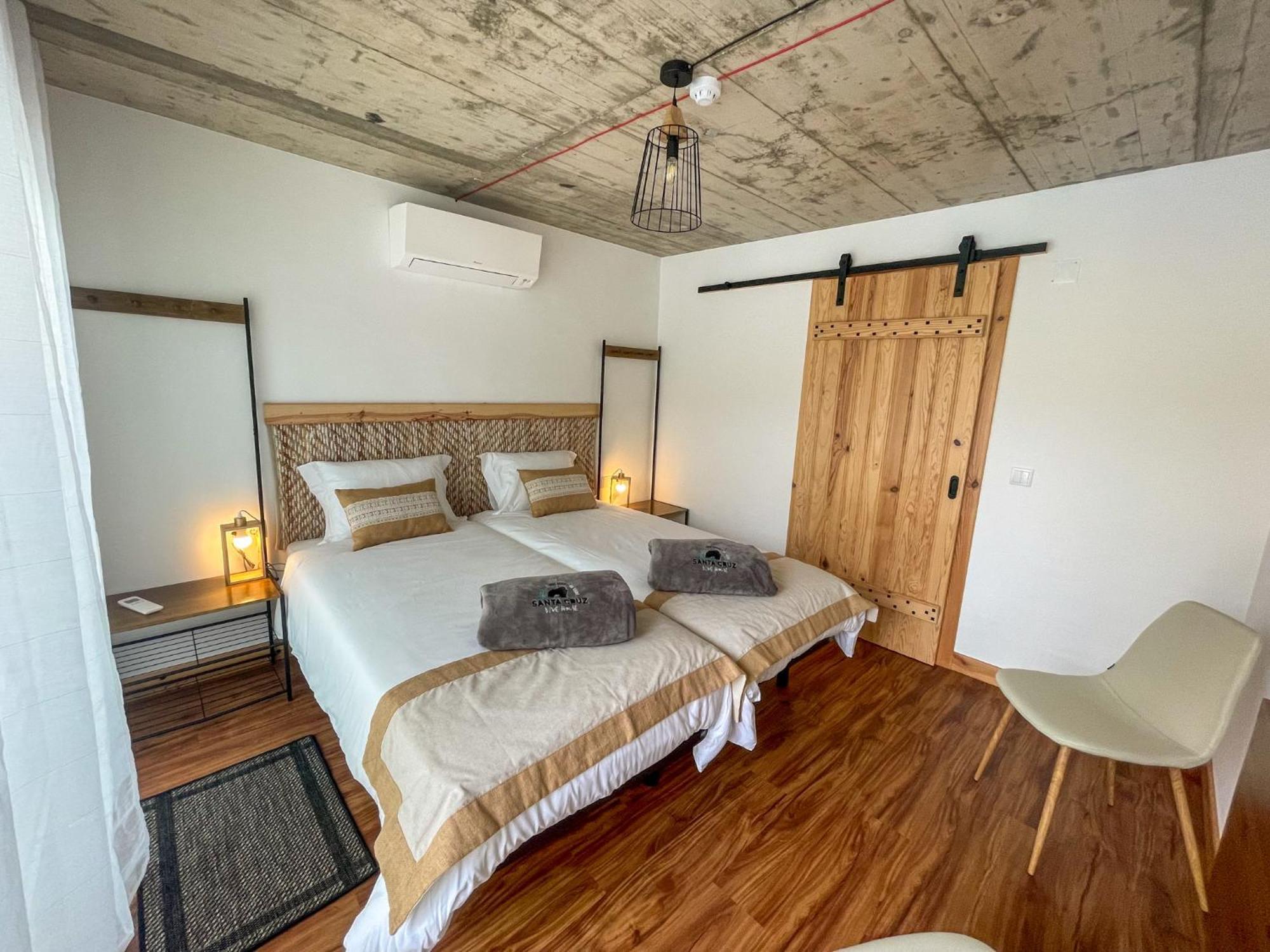 Santa Cruz Dive House Padi Dive Resort Silveira  ภายนอก รูปภาพ